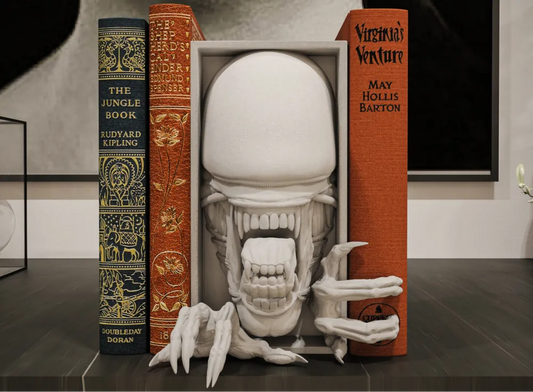 Xeno Book Nook